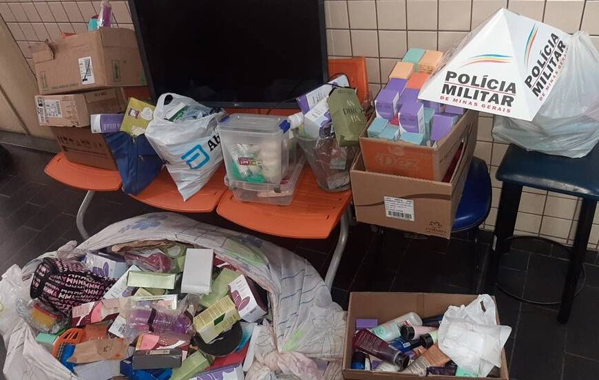 PM prende dois homens em flagrante furtando casa em Leopoldina