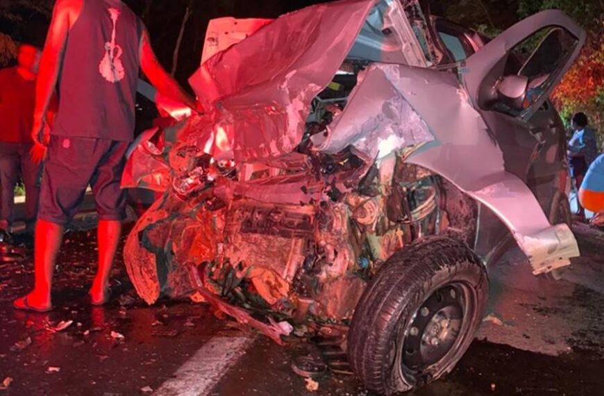 Colisão frontal deixa um morto e dois feridos próximo a Muriaé
