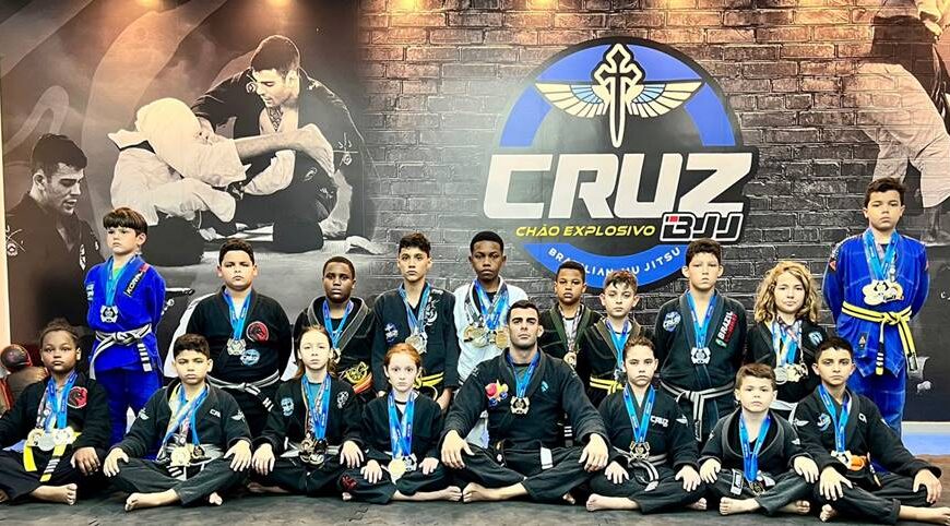 Escola de Jiu-Jítsu Cruz BJJ de Leopoldina é destaque na VII Copa Rio Branco de Jiu-Jítsu