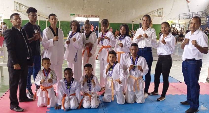 Atletas de Leopoldina conquistam medalhas na 8ª Copa Guerreiros Team Fight de Taekwondo