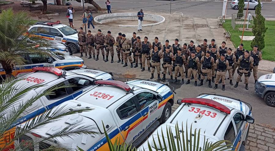 Megaoperação da PM prende três pessoas e apreende drogas em Além Paraíba