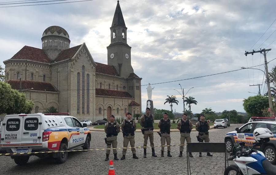 Seções eleitorais de Leopoldina têm votação rápida e movimentação tranquila no 2º turno das eleições
