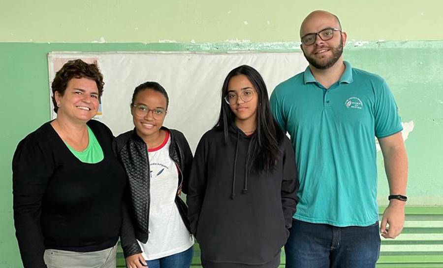 Alunas da Escola Municipal Dr. Custódio Junqueira em Argirita são aprovadas no CEFET MG Leopoldina