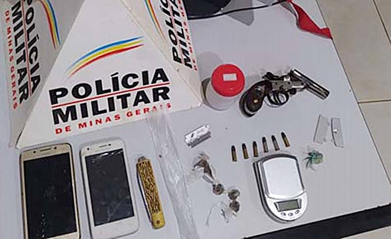 PM prende dois jovens com arma de fogo em Dona Euzébia