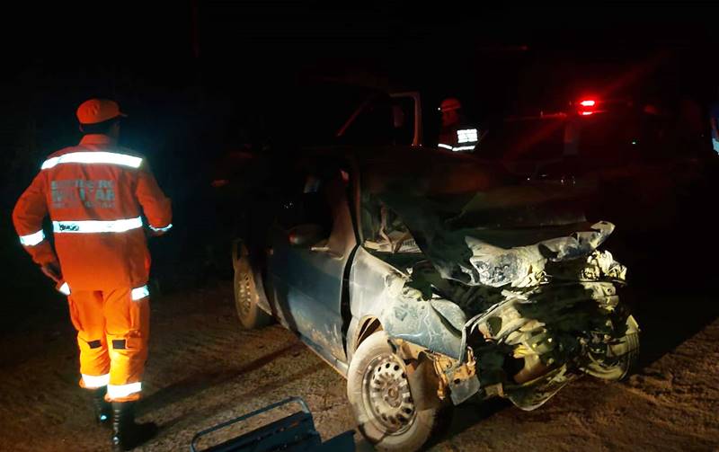 Mãe e filho morrem em acidente na MGC-265 entre Tocantins e Ubá