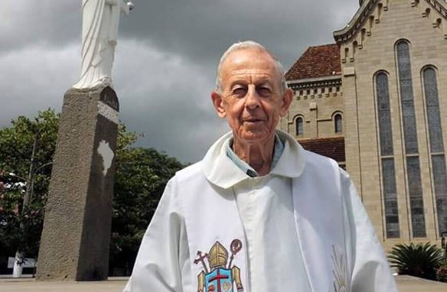 Monsenhor Antônio Chámel morre aos 88 anos em Leopoldina
