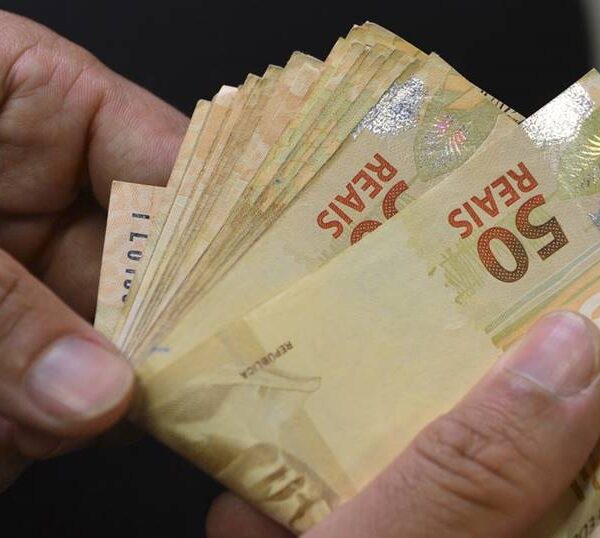 O que muda com o novo salário mínimo de 2025? 