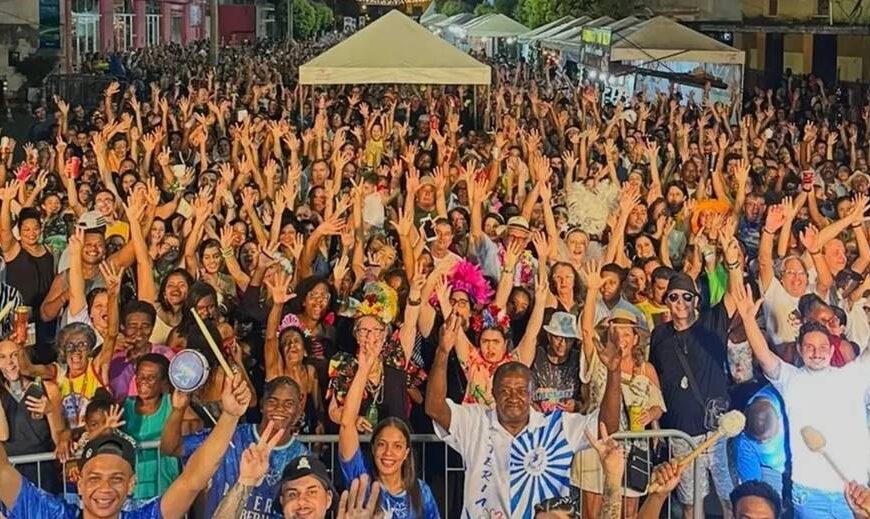 Carnaval de Rua em Leopoldina é sucesso de público e organização