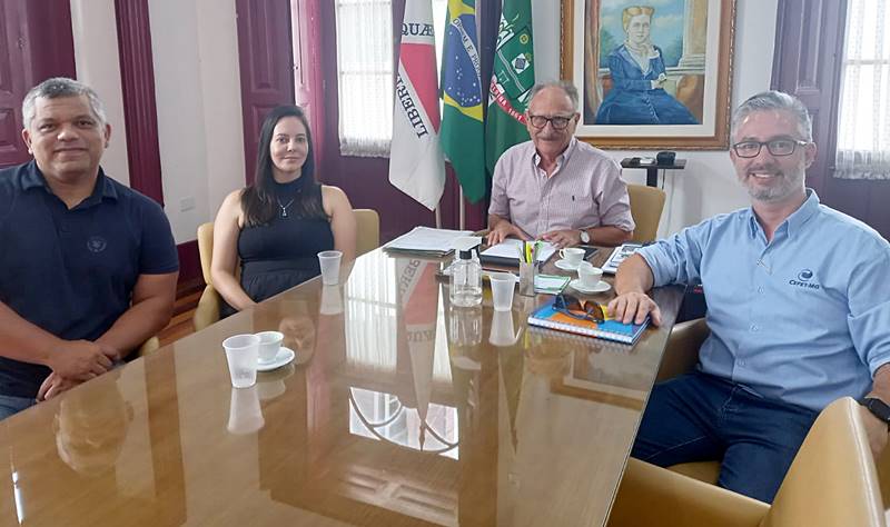 Prefeitura e CEFET-MG renovam parceria para projetos esportivos em Leopoldina