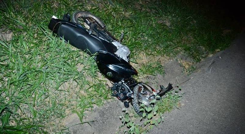 Batida entre motos deixa um morto no perímetro urbano da BR-116 em Muriaé
