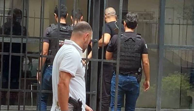 Homem é preso por manter pais em cárcere privado e ameaçar atentado em escola de Miradouro