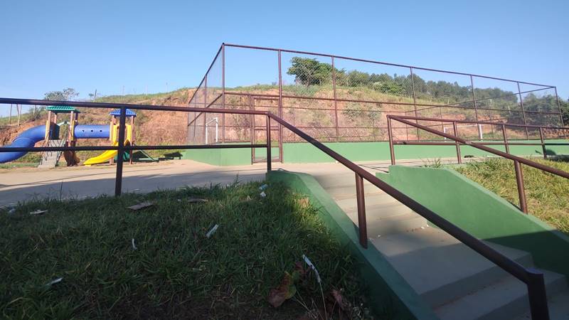 Prefeitura conclui reforma do espaço recreativo no Bairro Limoeiro em Leopoldina