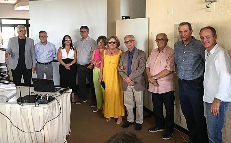 Em Leopoldina 502ª reunião da UREZOMA homenageia Médico Pediatra Sebastião Furtado