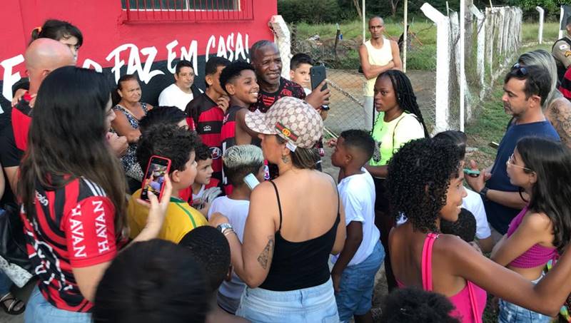 Com presença de Adílio, Escola de Futebol do Flamengo é inaugurada em Leopoldina