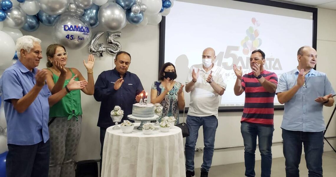 Damata Bebidas comemora 45 anos em Leopoldina