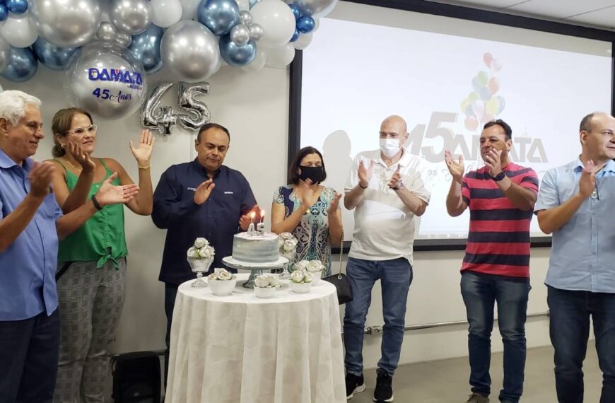 Damata Bebidas comemora 45 anos em Leopoldina
