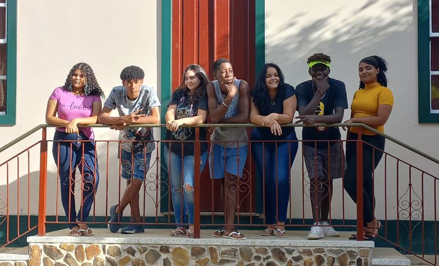 Adolescentes criam perfil no Instagram para divulgar atrações turísticas e gastronômicas de Piacatuba