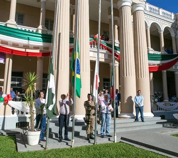 Evento Cívico marca abertura da IV Festa do Imigrante Italiano em Leopoldina