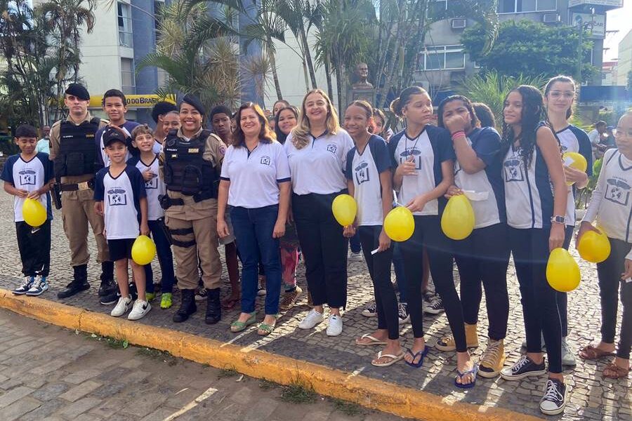 Campanha ‘Maio Amarelo’ encerra em Leopoldina com palestras e blitz educativa