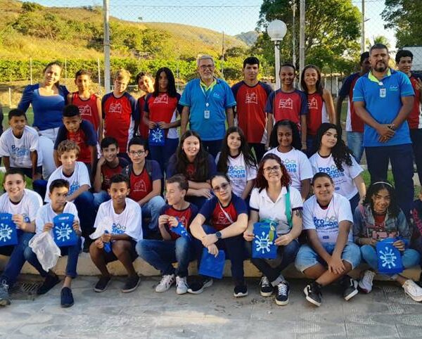 Escola Estadual Justiniano Fonseca, de Tebas, promove visita de alunos à estação de tratamento de água da Copasa em Leopoldina