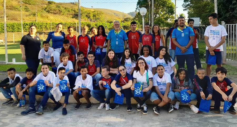 Escola Estadual Justiniano Fonseca, de Tebas, promove visita de alunos à estação de tratamento de água da Copasa em Leopoldina