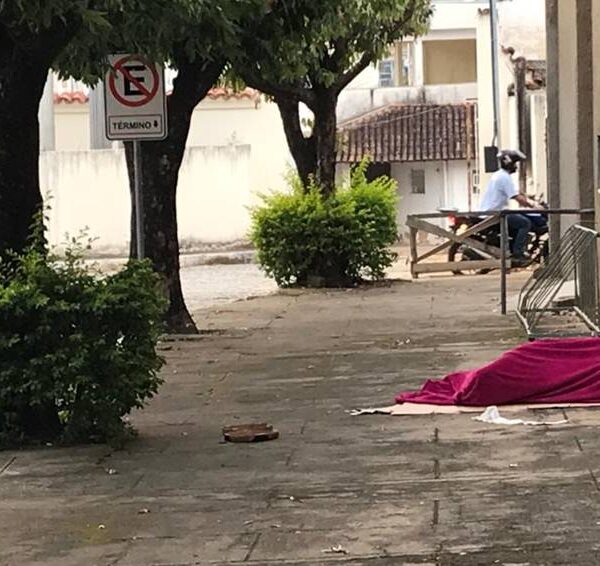 Chegada do inverno e baixas temperaturas reforçam necessidade de cuidados com pessoas em situação de rua em Leopoldina