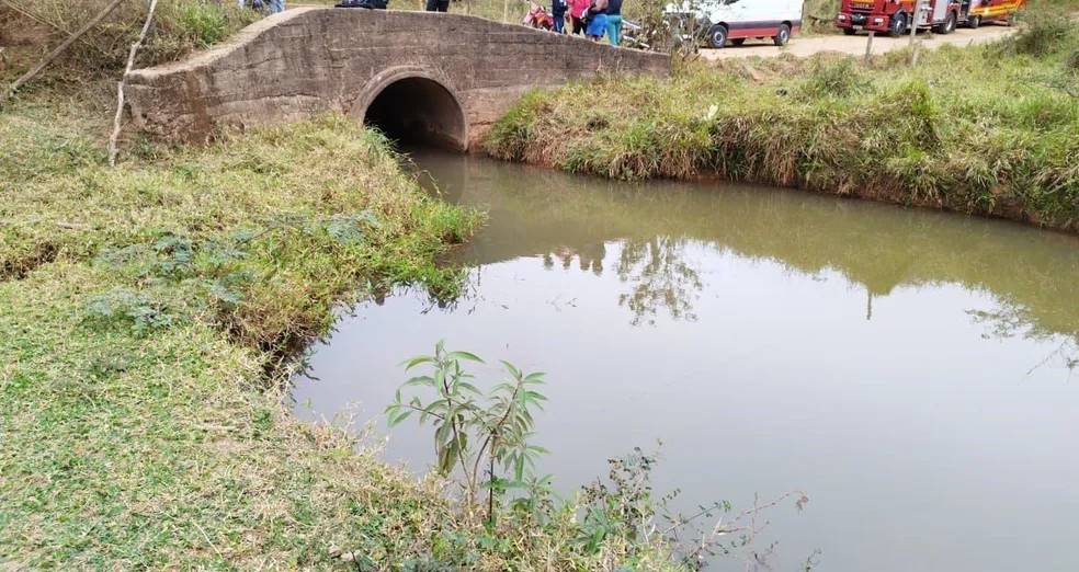 Jovem tenta salvar irmão e os dois morrem afogados em Viçosa