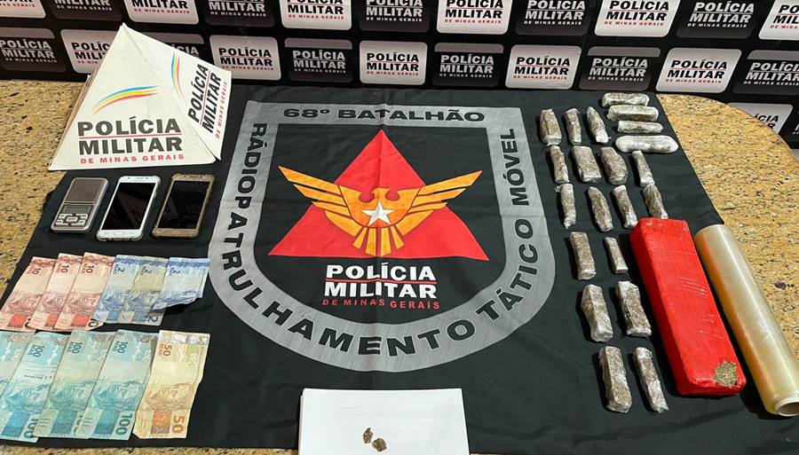 Polícia Militar apreende droga no Alto do Cemitério em Leopoldina