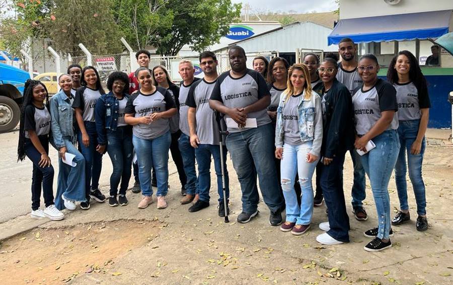 Alunos do Curso Técnico de Logística de escola estadual em Angustura visitam fábrica da Guabi em Além Paraíba
