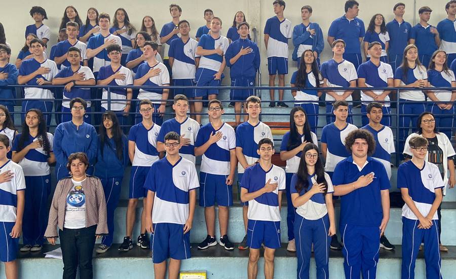 Momento Cívico abre Semana da Pátria no Colégio Imaculada Conceição em Leopoldina