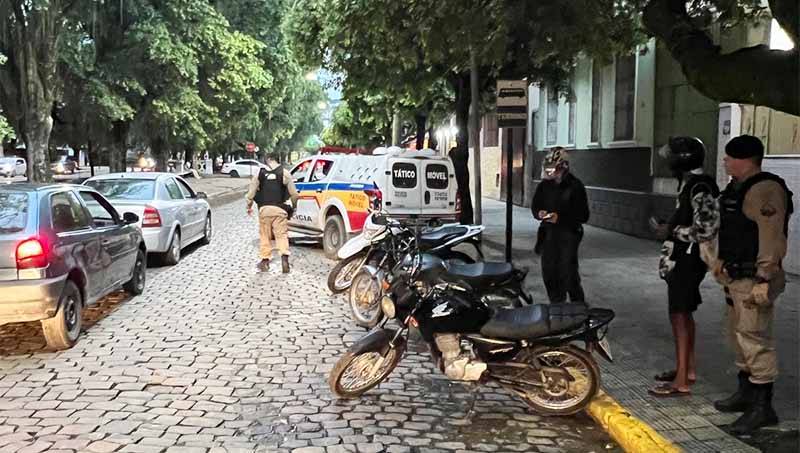 PM intensifica fiscalização em motos para combater ‘rolezinhos’ em Cataguases