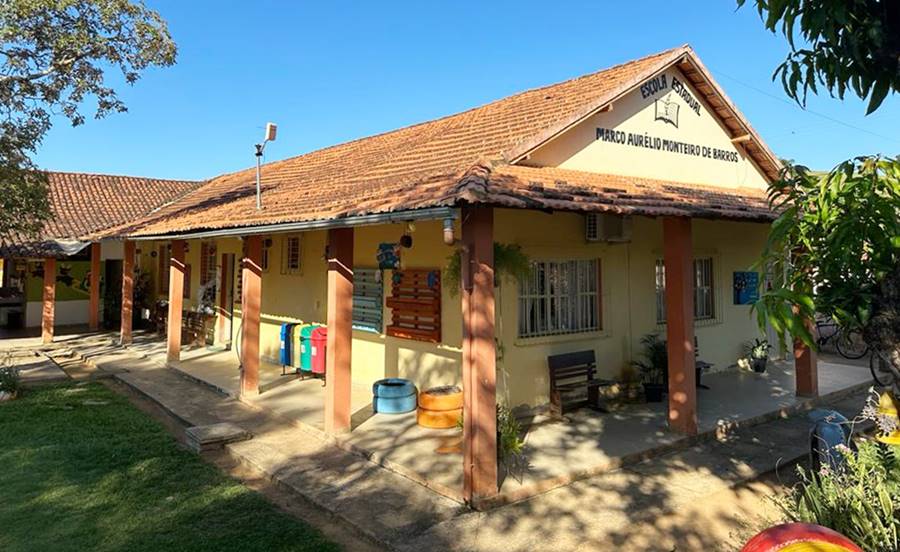 E. E. Marco Aurélio Monteiro de Barros em Providência comemora aprovação de dois alunos no processo seletivo 2024 do CEFET MG