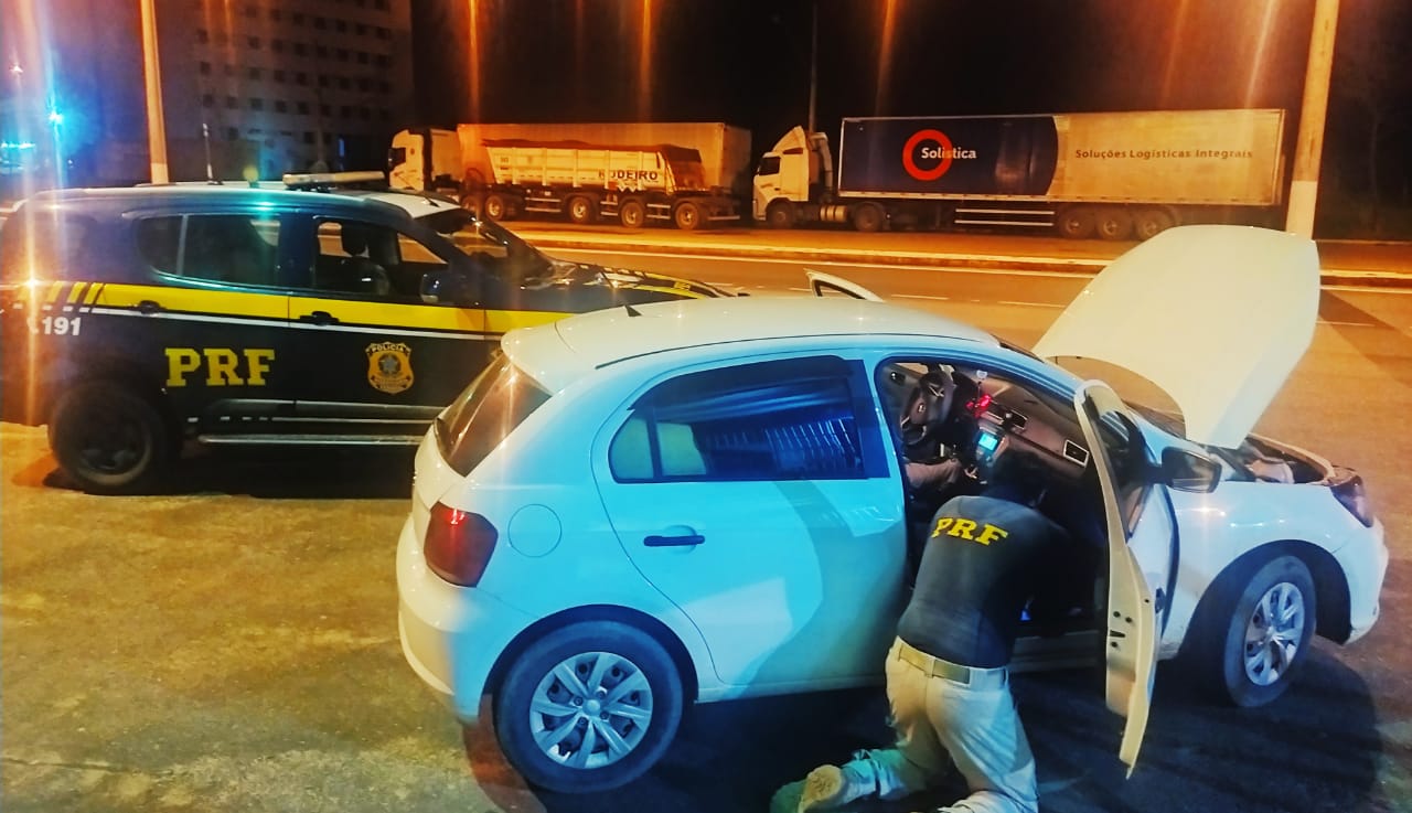 Fiscalização da PRF em Muriaé recupera mais um veículo furtado no Rio de Janeiro