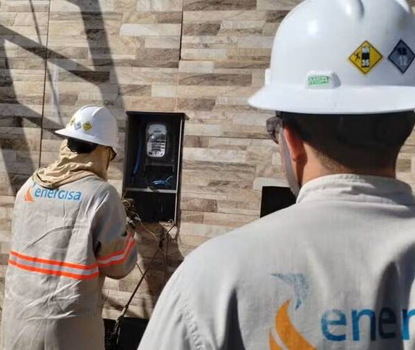 Energia furtada em 2023 na área da Energisa Minas Rio daria para abastecer quase 8 mil residências durante um mês