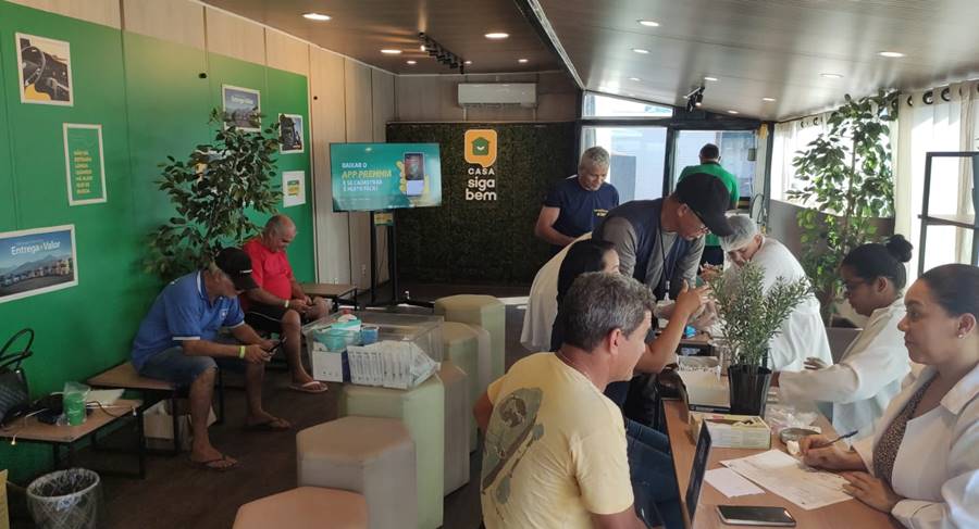 Caravana Siga Bem presta serviços a caminhoneiros em Leopoldina