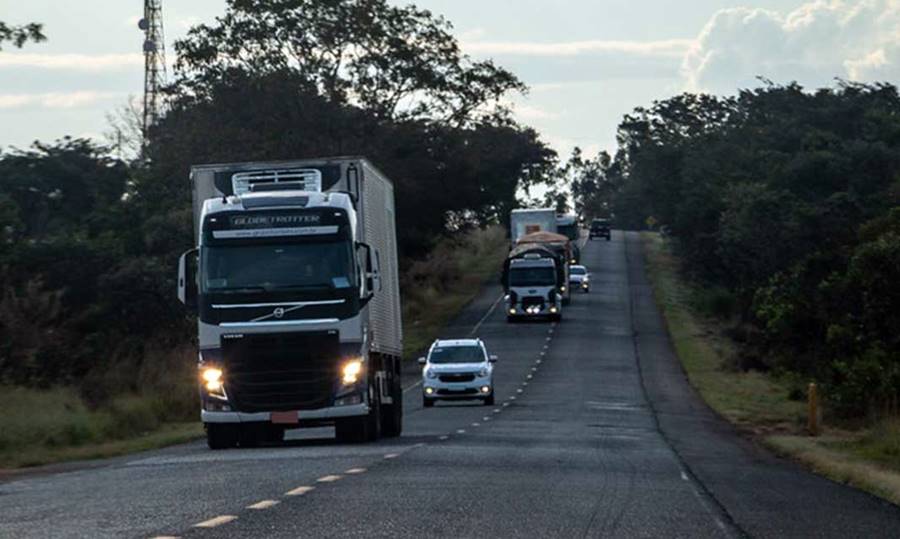 Veículos de grande porte terão tráfego restrito nas rodovias estaduais durante feriado de Semana Santa