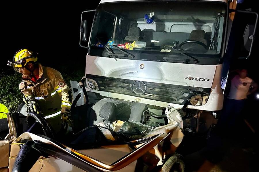 Grave acidente na BR-116 em Leopoldina deixa dois mortos