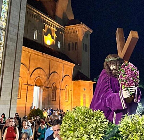 Eventos religiosos marcam Semana Santa em Leopoldina e região