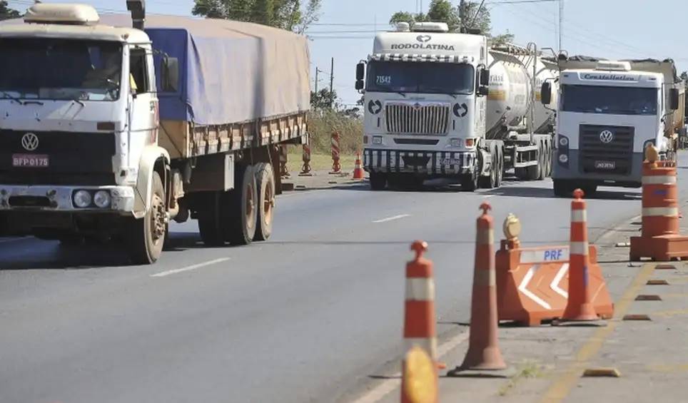 Exame toxicológico: Minas é o 3º estado com o maior número de motoristas atrasados