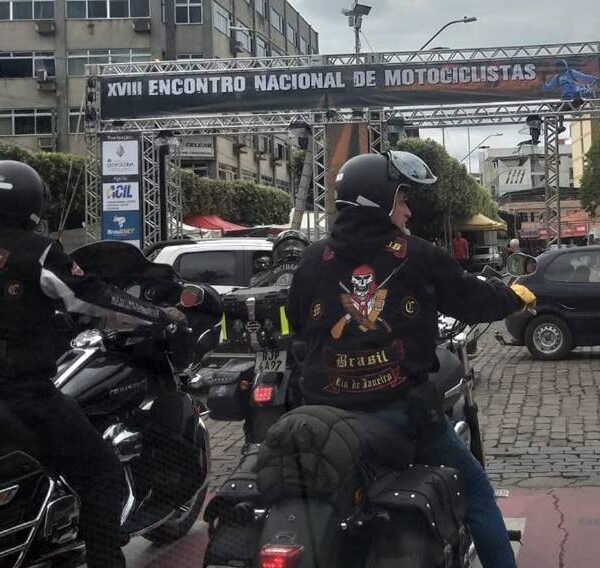 Motociclistas de várias partes do país chegam à Leopoldina para tradicional Motorock
