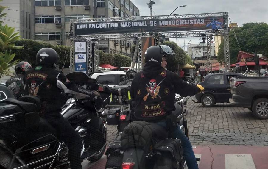 Motociclistas de várias partes do país chegam à Leopoldina para tradicional Motorock