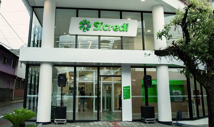 Sicredi promove encontro para servidores municipais de Leopoldina