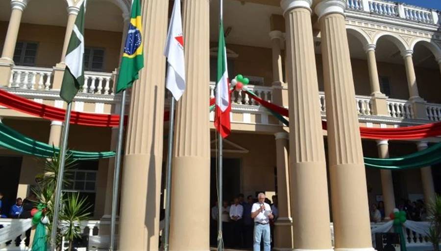 Ato Cívico marca início da Festa do Imigrante Italiano em Leopoldina