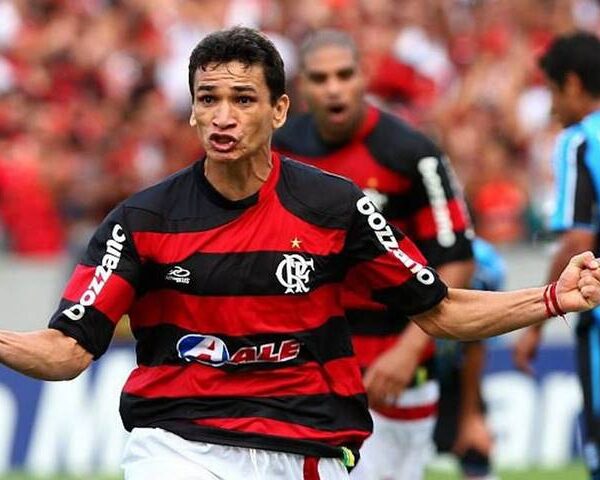 Ídolo rubro-negro Ronaldo Angelim chega a Leopoldina nesta terça convidado pela Escola de Futebol do Flamengo na APPL