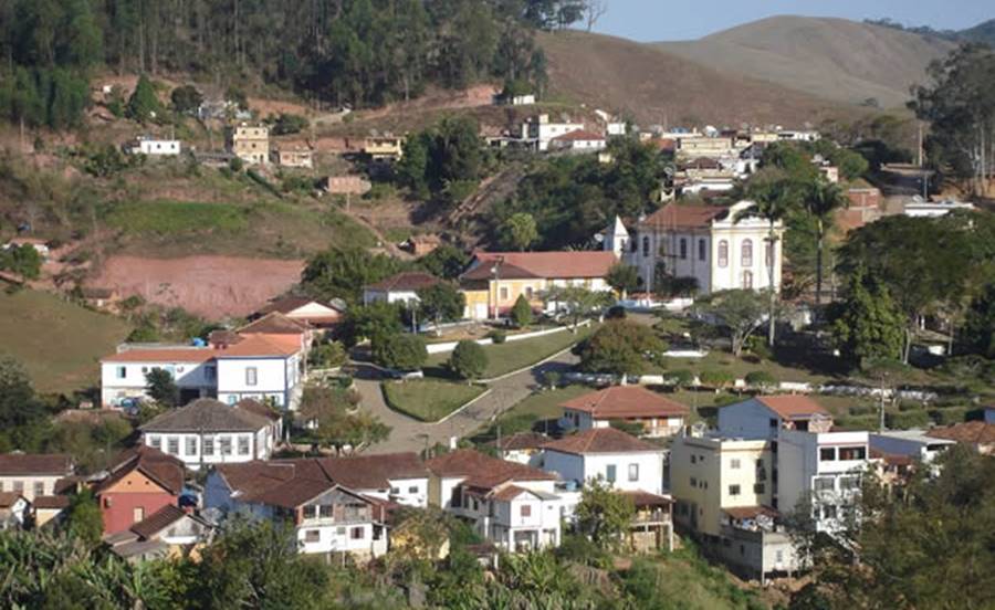 Sargento da PM é agredido e ameaçado durante ocorrência em Santo Antônio do Aventureiro