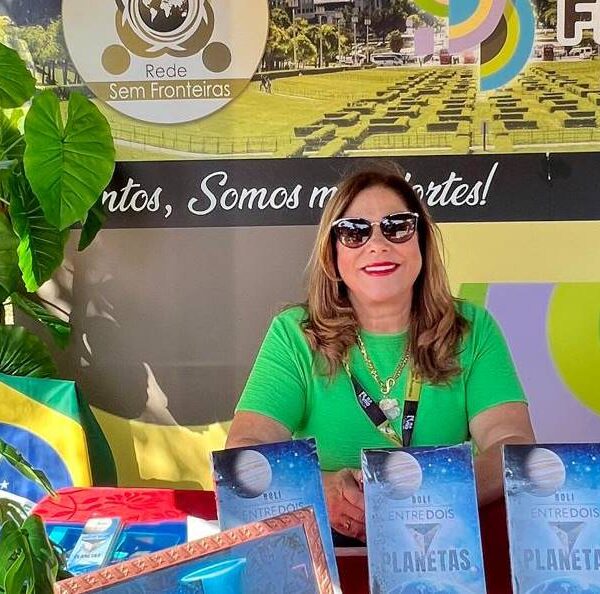 Escritora leopoldinense Rosane Lacerda participa da 94ª Feira do Livro de Lisboa
