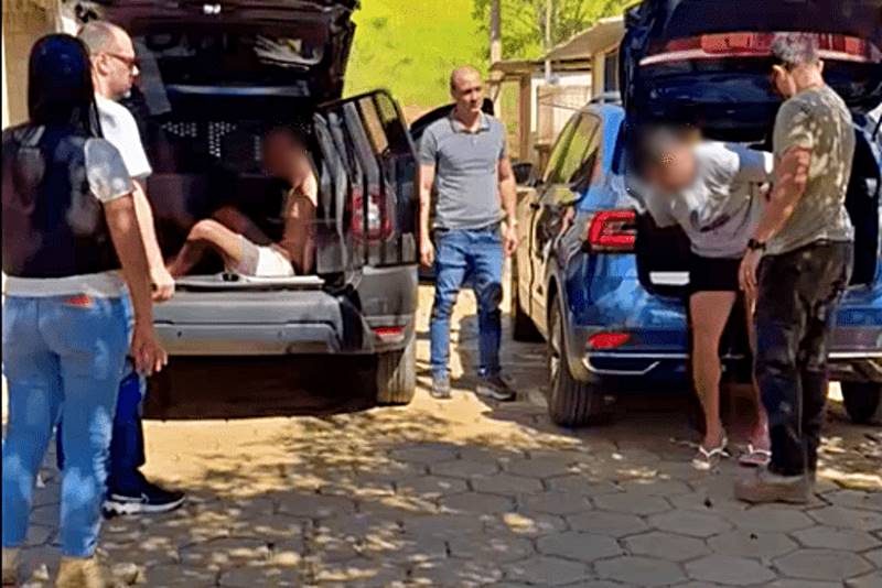 Polícia Civil prende dois suspeitos de matar homem a pauladas em Muriaé