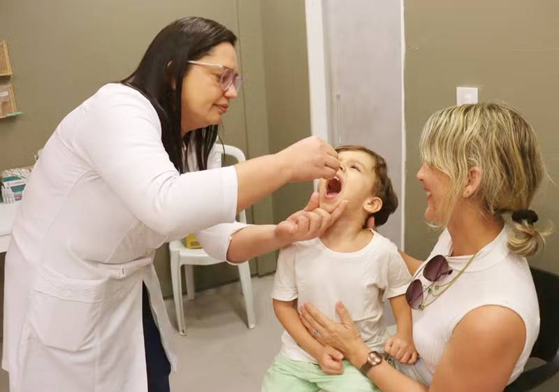 Com cobertura abaixo da meta, Minas prorroga campanha de vacinação contra poliomielite