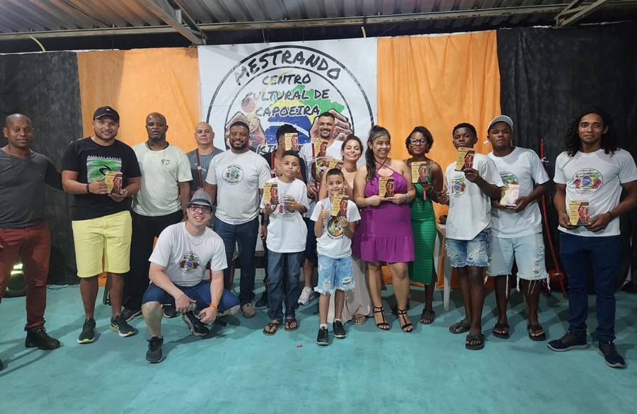 Centro Cultural de Capoeira Kilombo dos Guerreiros em Leopoldina realiza 1ª Noite de Caldos e Cantigas