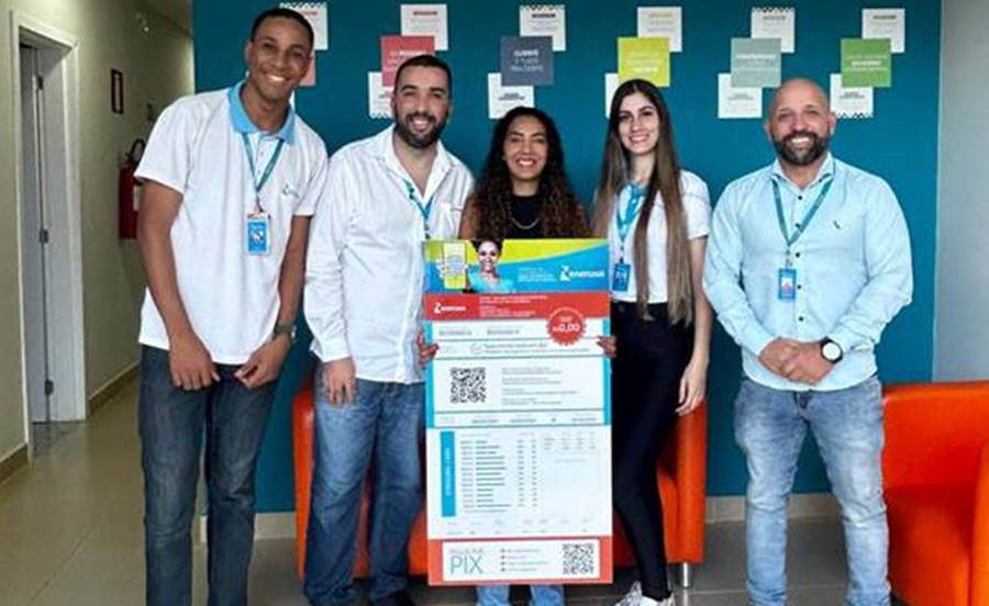 Energisa premia mais uma vencedora da Promo PIX